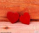 Красные сердца деревянные